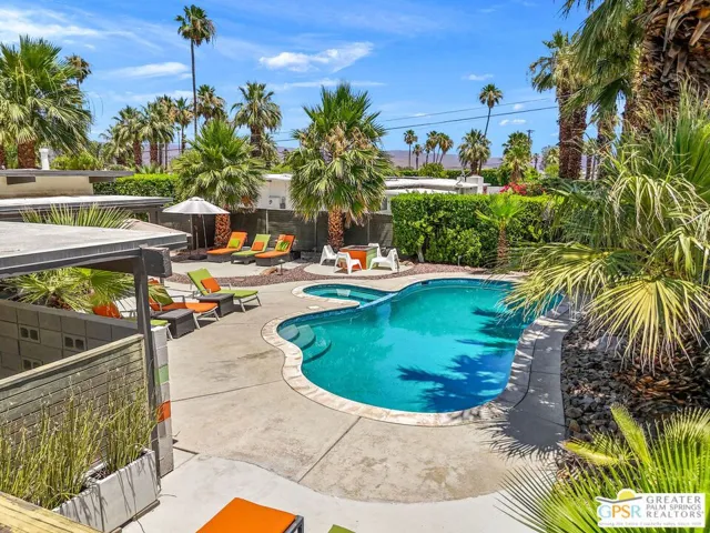 622 N Monterey Road, Palm Springs, California 92262