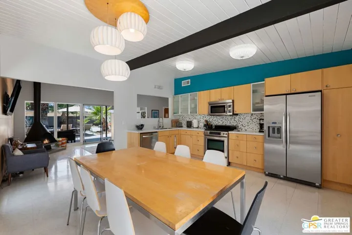 622 N Monterey Road, Palm Springs, California 92262
