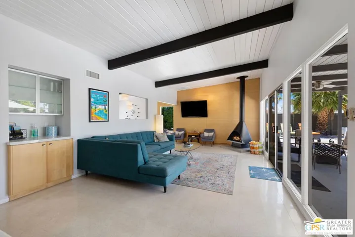 622 N Monterey Road, Palm Springs, California 92262