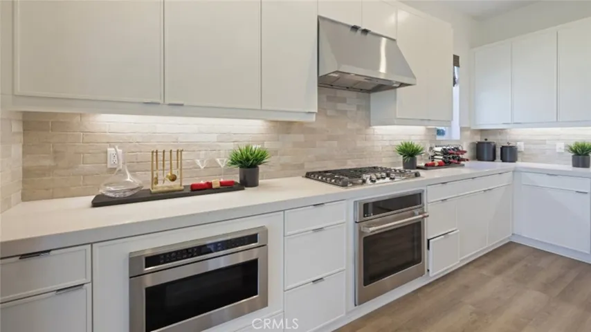 Photos shown are of model only- not actual homesite.