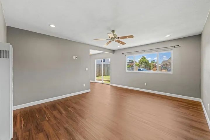 12-1610 Dahlia Avenue, San Diego, California 92154
