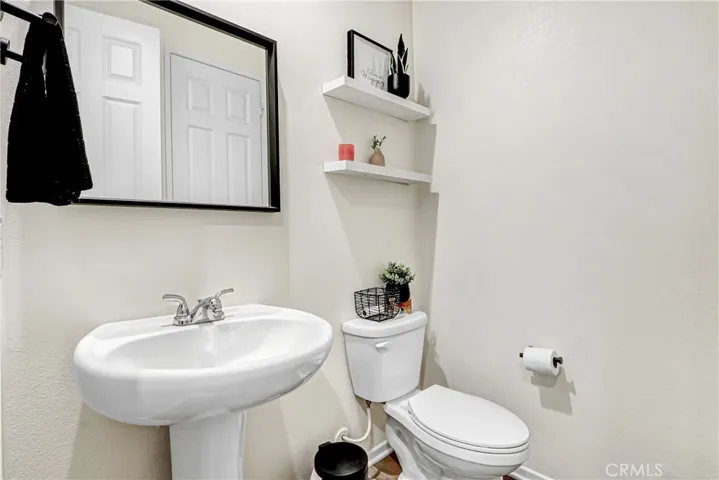29150 Sunforest, Lake Elsinore, California 92595