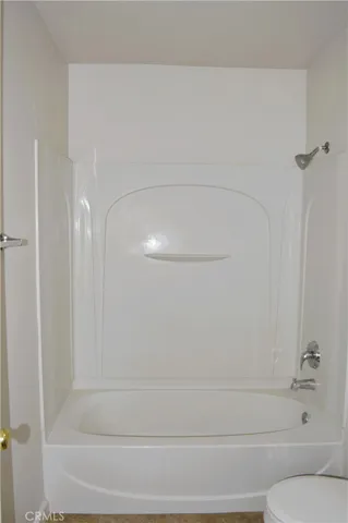 Upstairs guest bathroom
