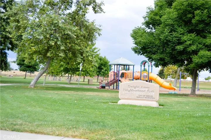 Beautiful park one block away