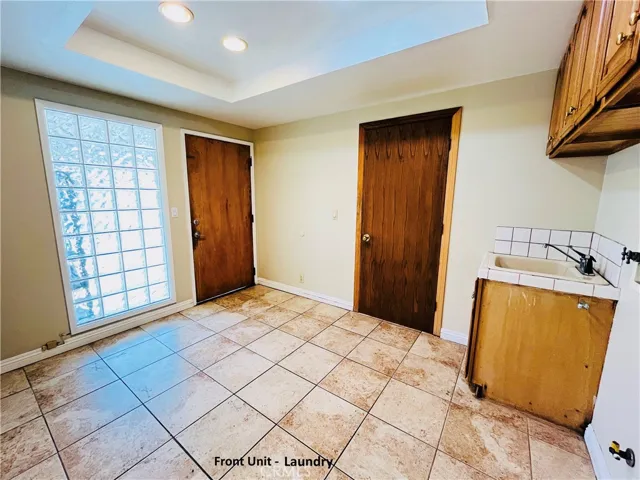 231 231-1/2 E Dexter, Covina, California 91723