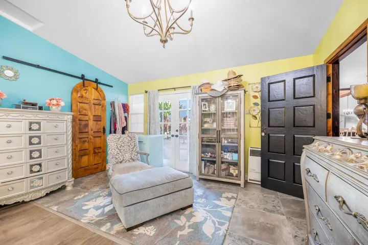523 Hatherly St, Vista, California 92083