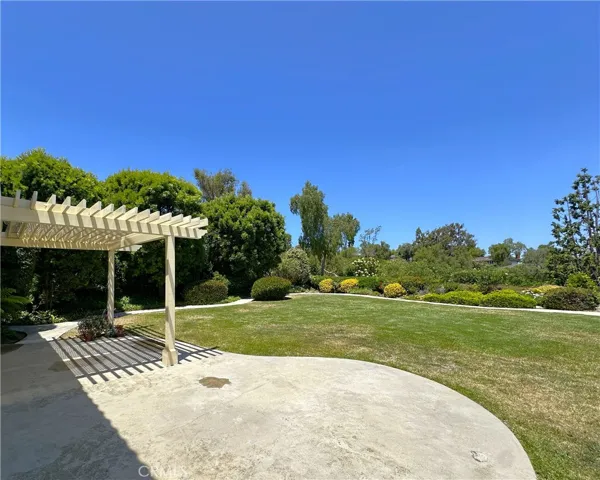 26543 Academy Drive, Palos Verdes Peninsula, California 90274