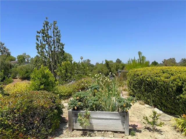 26543 Academy Drive, Palos Verdes Peninsula, California 90274