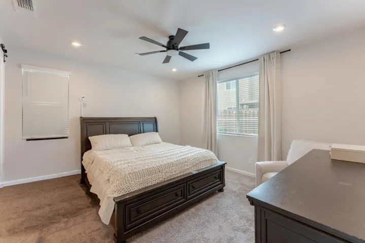 9584 Del Seis Drive, Sacramento, California 95829