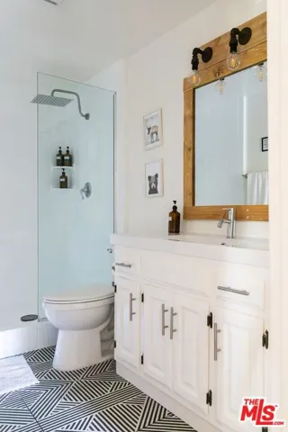 178 Muerdago Road, Topanga, California 90290