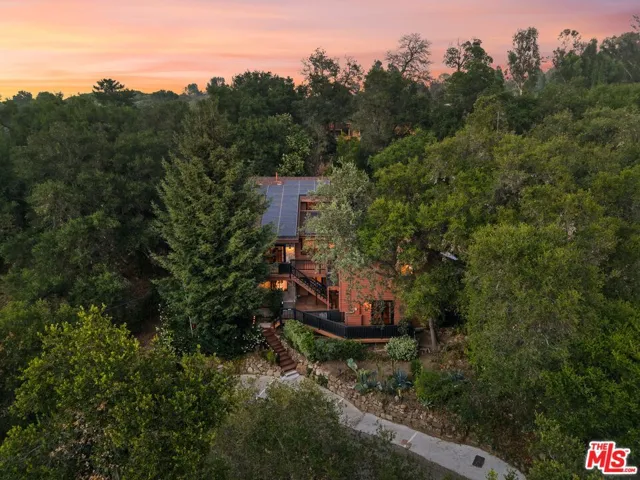 178 Muerdago Road, Topanga, California 90290