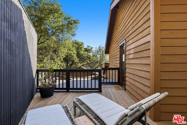 178 Muerdago Road, Topanga, California 90290