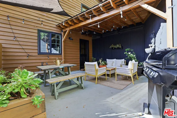 178 Muerdago Road, Topanga, California 90290