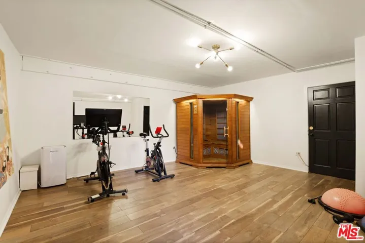 178 Muerdago Road, Topanga, California 90290