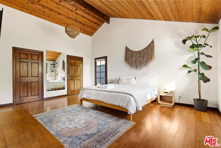 178 Muerdago Road, Topanga, California 90290