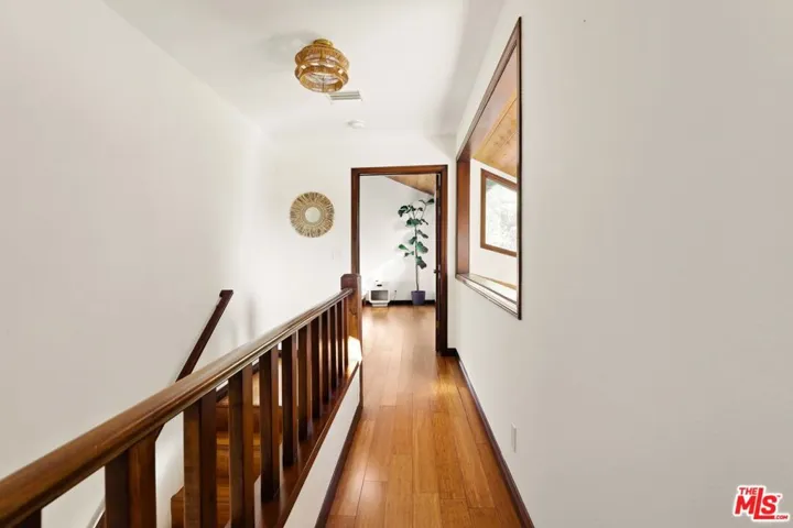 178 Muerdago Road, Topanga, California 90290