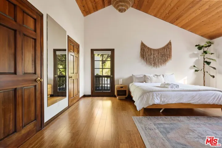 178 Muerdago Road, Topanga, California 90290