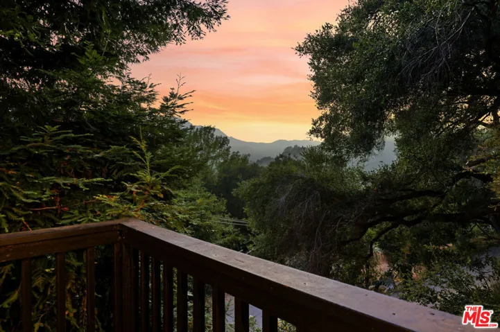 178 Muerdago Road, Topanga, California 90290
