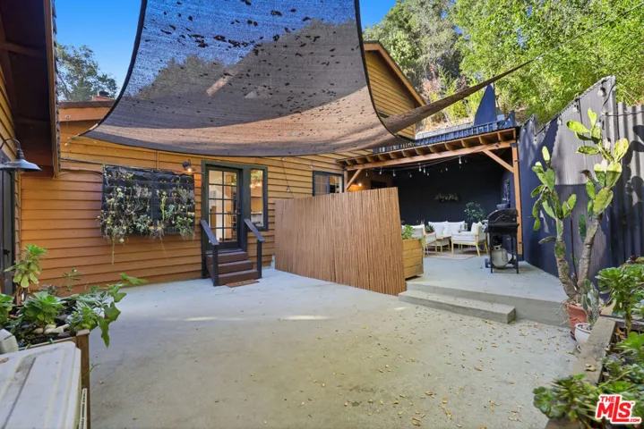 178 Muerdago Road, Topanga, California 90290