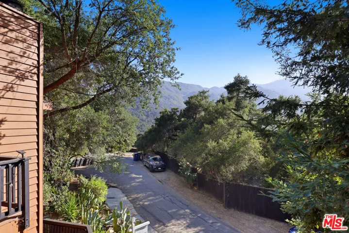 178 Muerdago Road, Topanga, California 90290