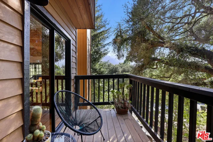 178 Muerdago Road, Topanga, California 90290