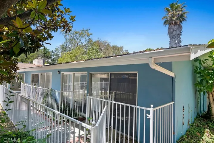 30 La Patera Court, Camarillo, California 93010