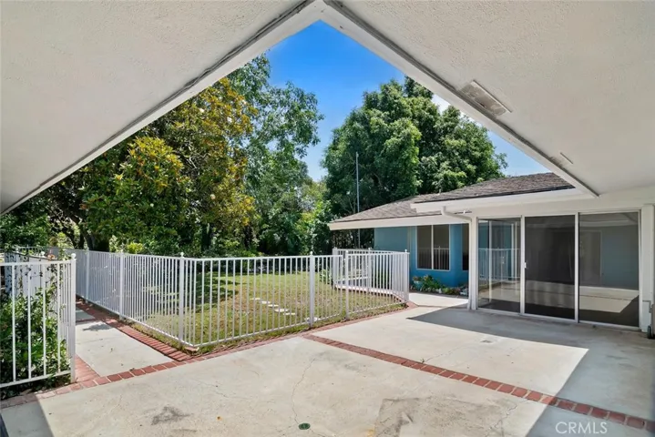 30 La Patera Court, Camarillo, California 93010