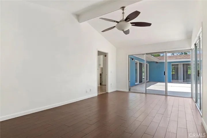 30 La Patera Court, Camarillo, California 93010