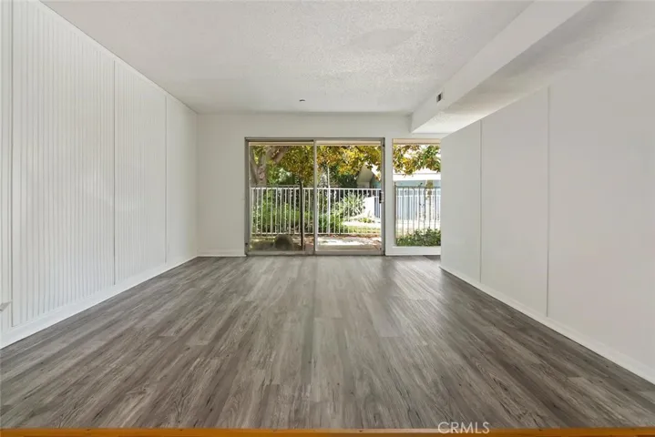 30 La Patera Court, Camarillo, California 93010