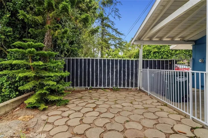 30 La Patera Court, Camarillo, California 93010