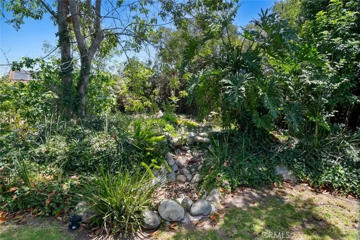 30 La Patera Court, Camarillo, California 93010