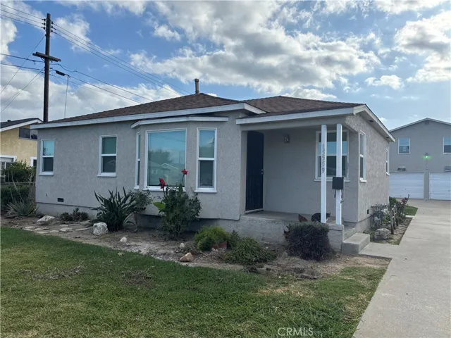 15559 Cornuta Avenue, Bellflower, California 90706