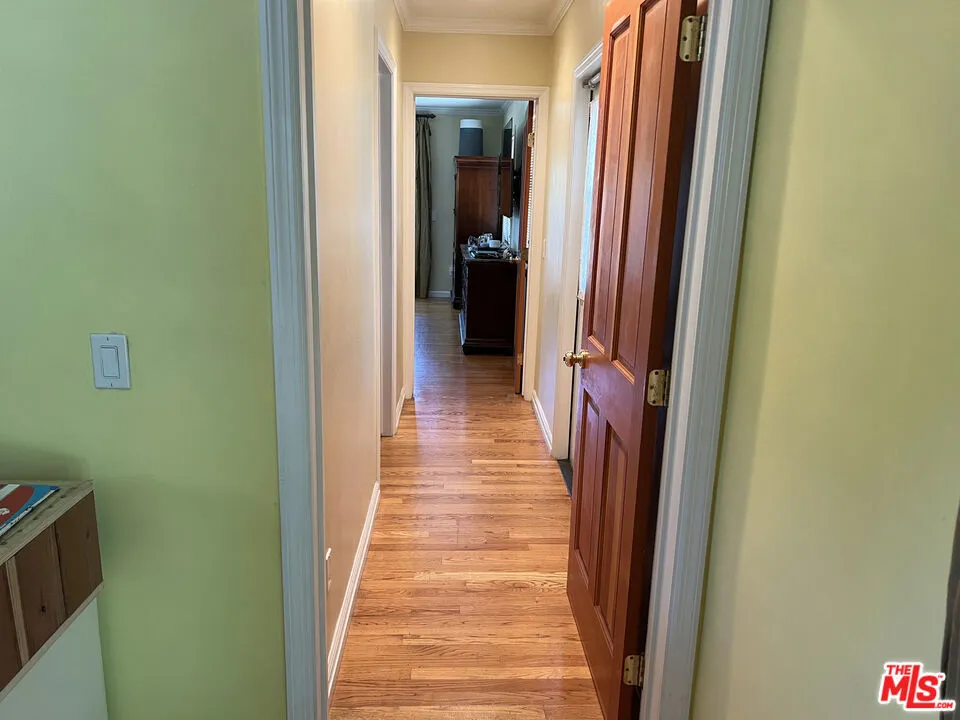 Hallway leading to Master Bdrm