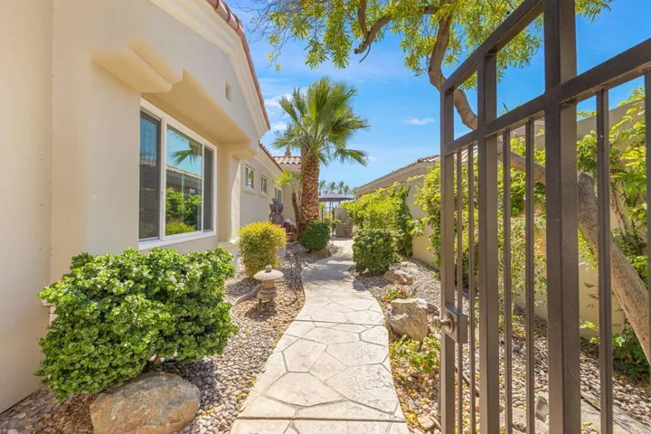 14-web-or-mls-8M4A3621