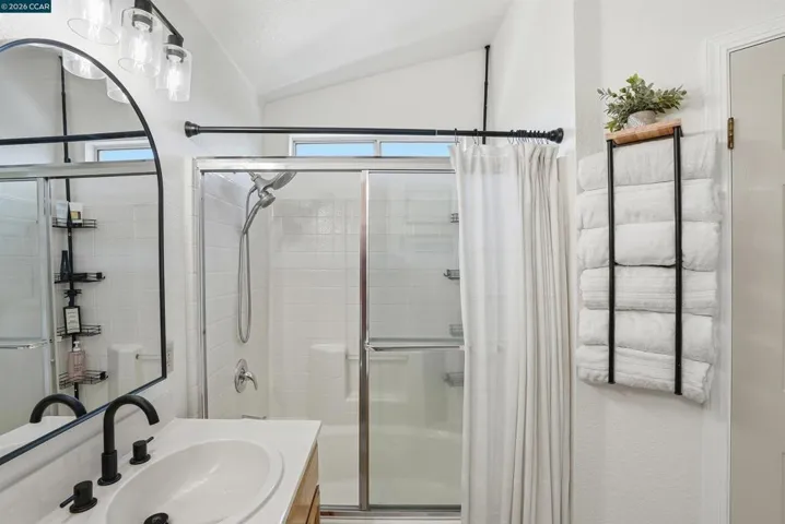 5217 Turf Court, Antioch, California 94531