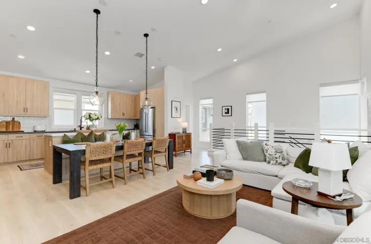 10466 Newbliss Way, San Diego, California 92126