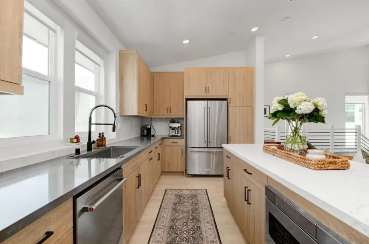 10466 Newbliss Way, San Diego, California 92126