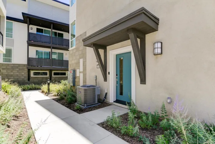 10466 Newbliss Way, San Diego, California 92126