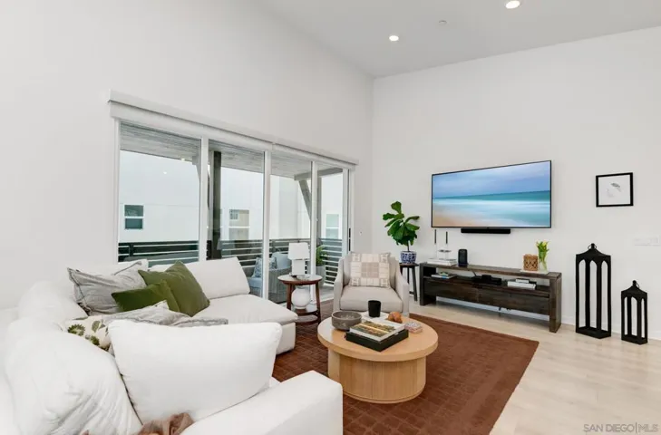 10466 Newbliss Way, San Diego, California 92126