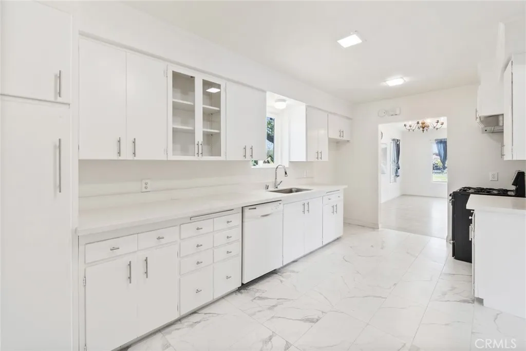 Virtually Staged Kitchen
