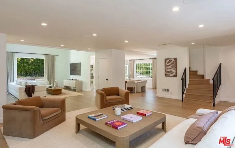 1248 N Wetherly Drive, Los Angeles, California 90069