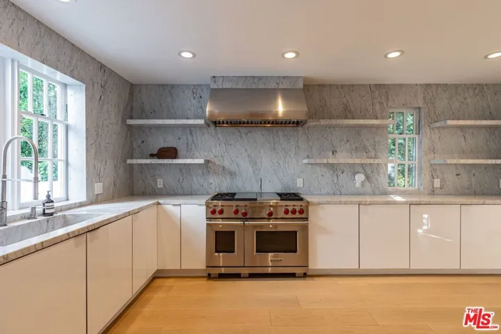 1248 N Wetherly Drive, Los Angeles, California 90069