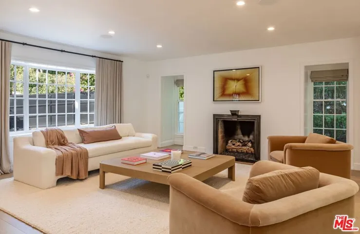 1248 N Wetherly Drive, Los Angeles, California 90069