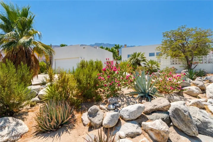 2723 N Junipero, Palm Springs, California 92262