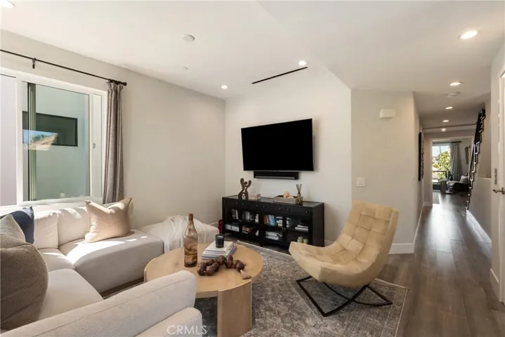 624 14th Street, Huntington Beach, California 92648