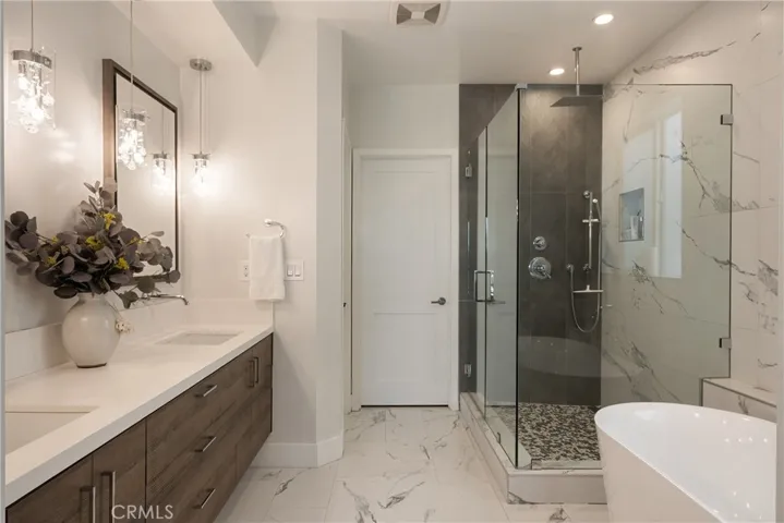 624 14th Street, Huntington Beach, California 92648