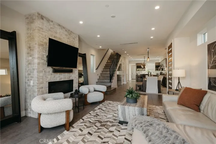 624 14th Street, Huntington Beach, California 92648