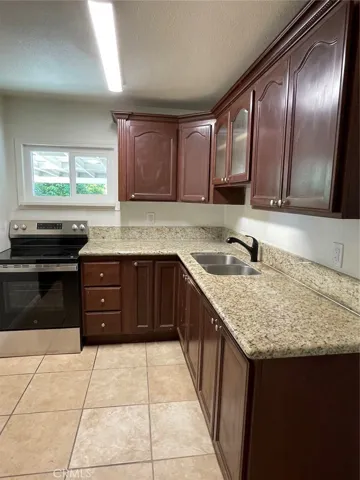 835 E Nocta, Ontario, California 91764