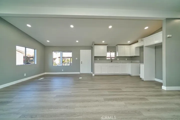 Living & Dining Room 4