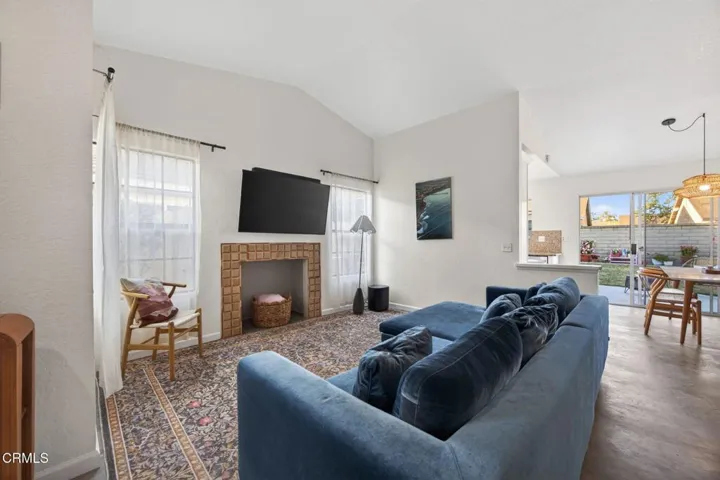 Cozy Living Room & Fireplace